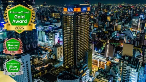 アパホテル＆リゾート〈大阪梅田駅タワー〉（全室禁煙）